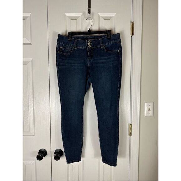 Torrid Womens Jesns Size 14R - Picture 1 of 5